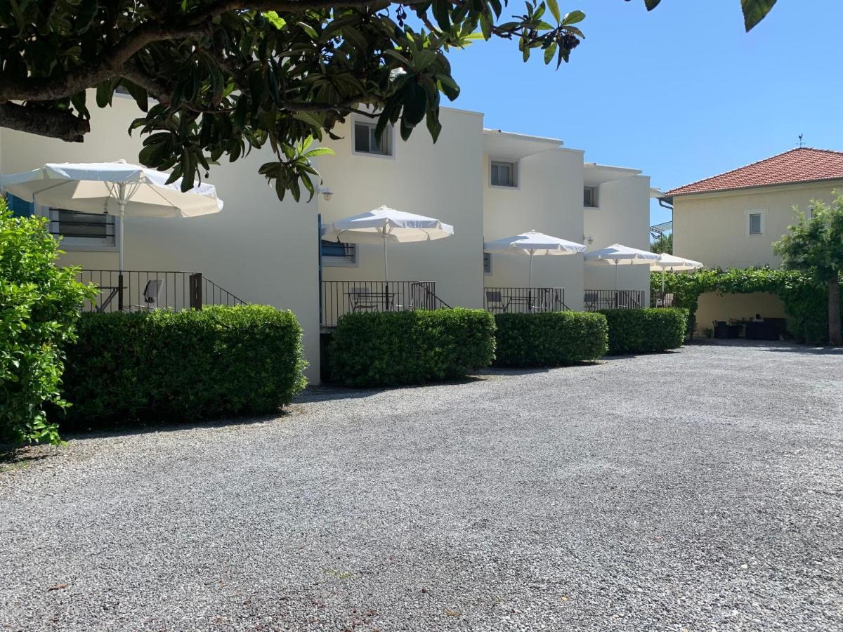 Hotel L'Etape Villeneuve-Loubet Exterior photo